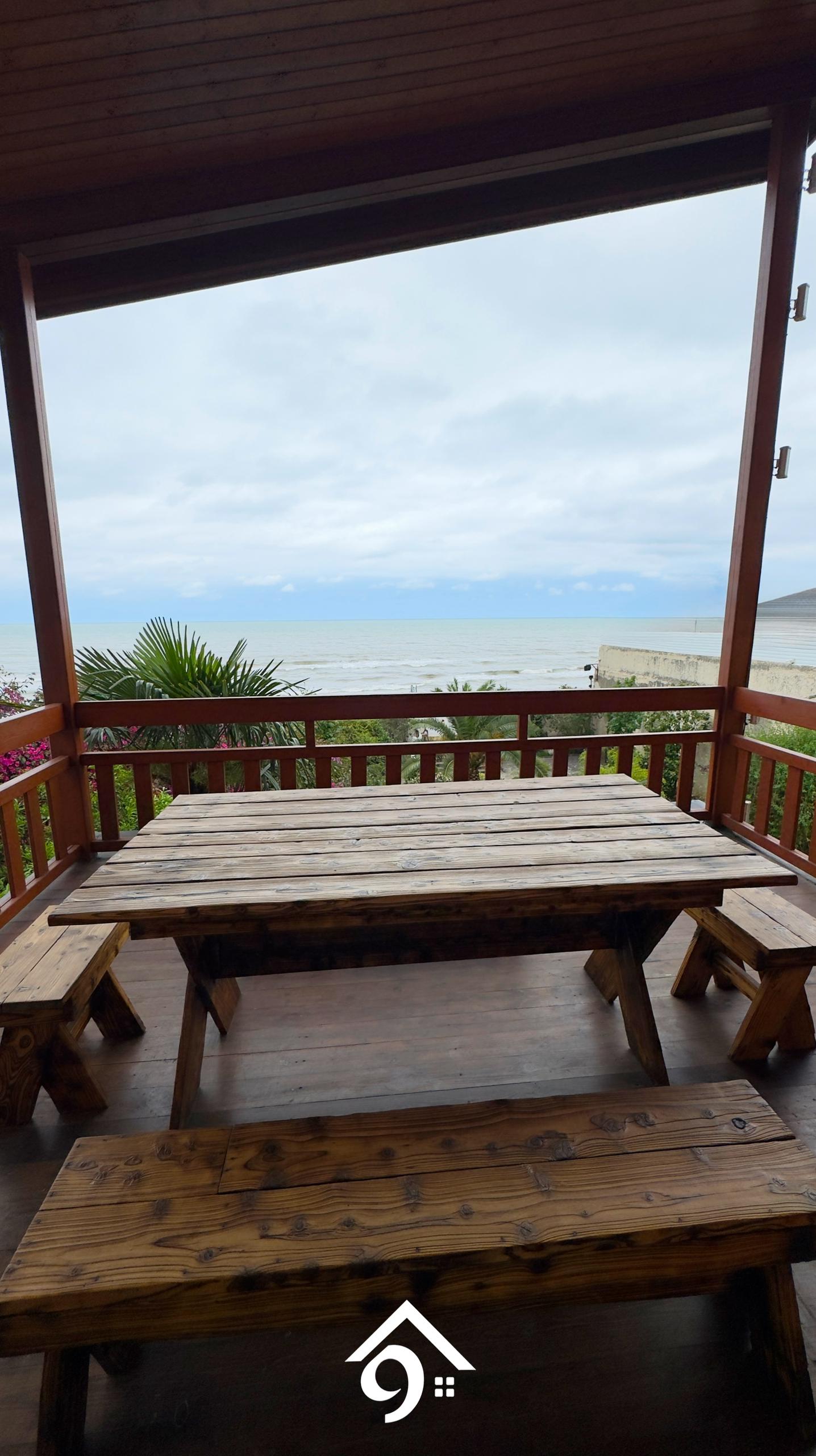 Delestan beach cabin