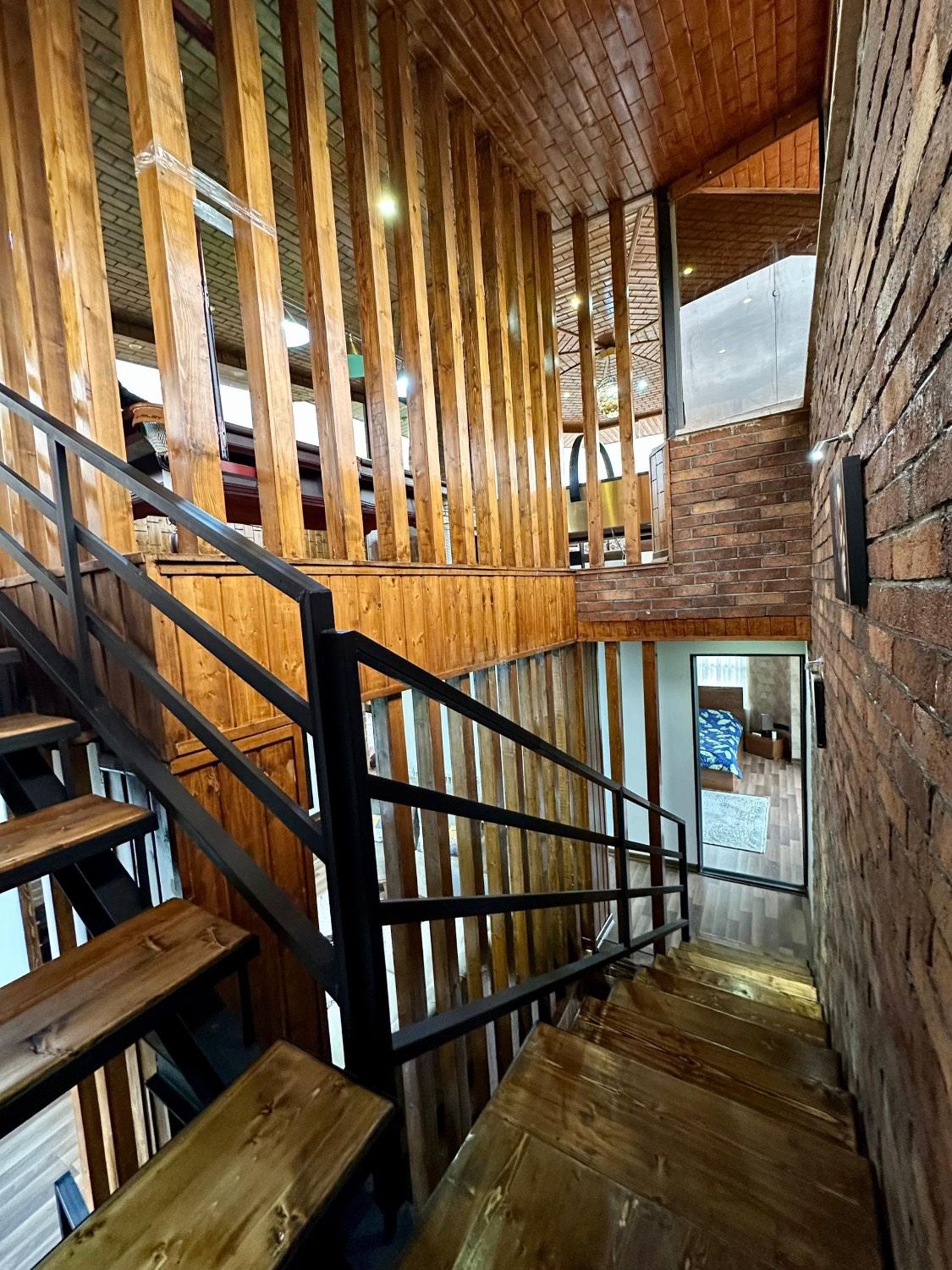 عمارت جنگلی میجران عمارت جنگلی میجران