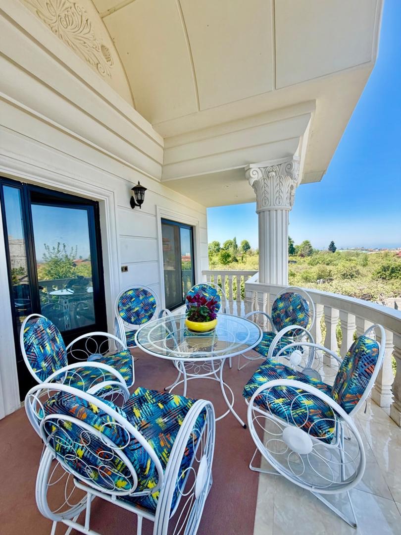 manely villa