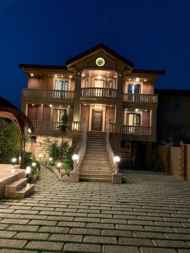 Niloufar Villa