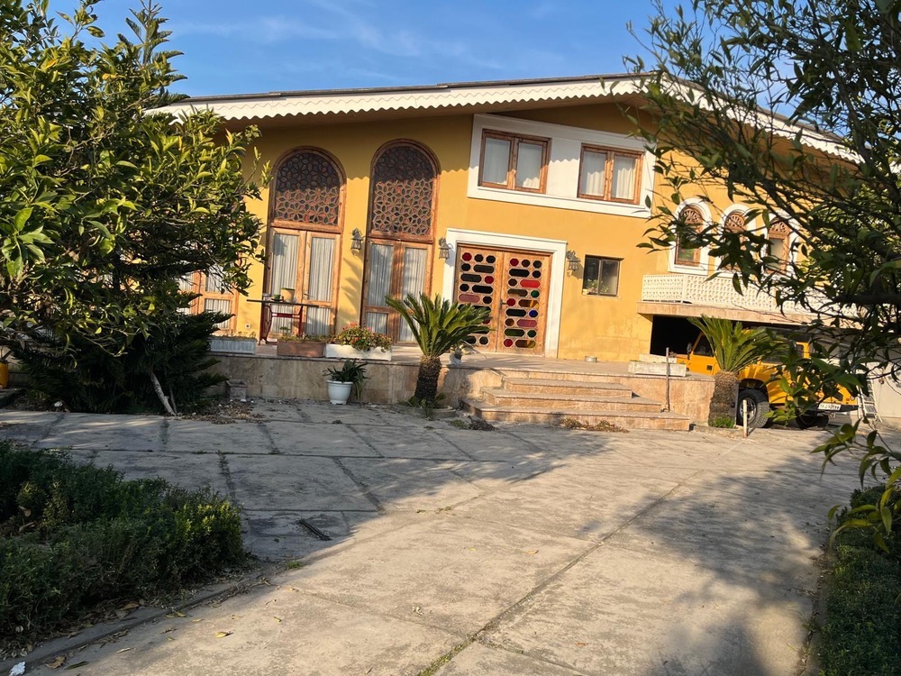 ایوان رنگی ایوان رنگی